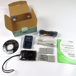 Canon PowerShot ELPH 300 HS Digital Camera Bundle, WORKS GREAT